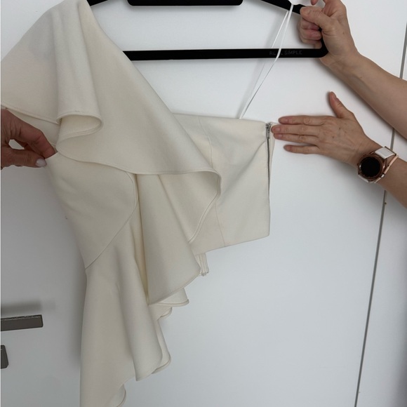 AMUR Cream One-Shoulder Ruffled Top - Picture 2 of 5